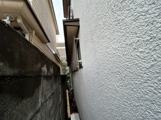 狭小地の屋根修理